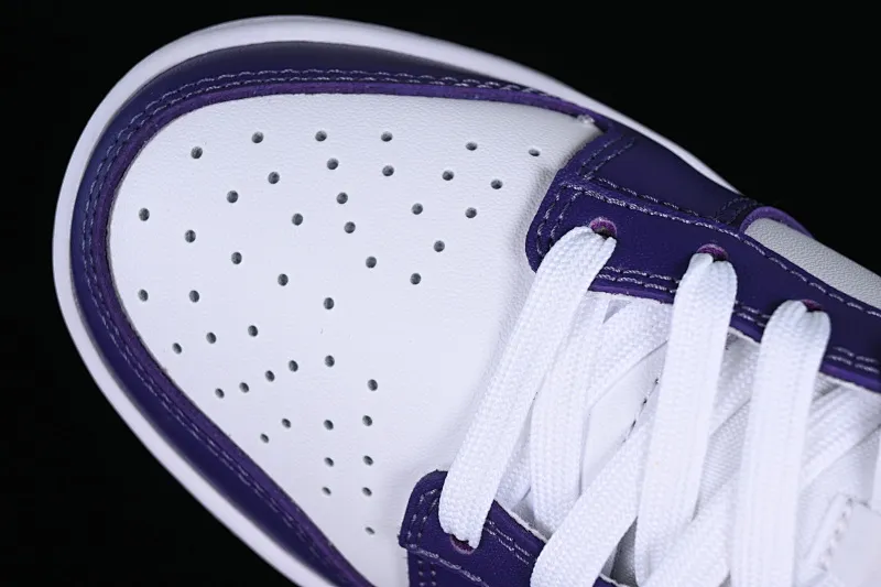All categories Nk SB Dunk Series Nk SB Dunk Low low-top sneakers Cost-effective version Nk Dunk Low SB Retro White and Purple Dunk Series low-top casual sports skateboard shoes DD1391-104